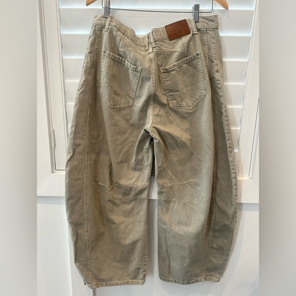We The Free Mid Rise Barrel Jeans Size 29 Regular in Taupe Khaki Brown - Picture 3 of 5
